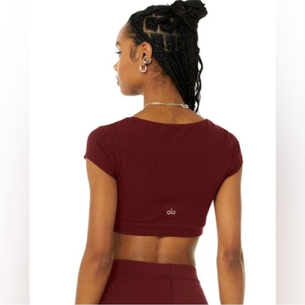 ALO Yoga Blissful Henley Bra